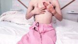 Hintli Güzel Şehvetle Kendini Tatmin Ediyor
