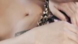 Siyahi Kraliçe Skin ve Hizmetçisi Alina – BDSM Fetiş Gecesi